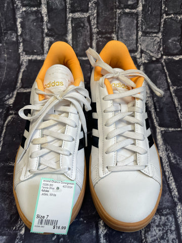 Size 7 Ladies White Adidas Tennis Shoe