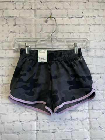 Size 8-9 Girl's Black Camoflage DSG Shorts