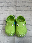 Size 5-6 Boy's Green Shoe