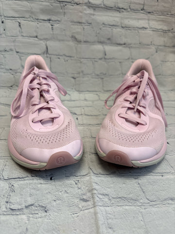 Size 8.5 Ladies Pink lulu lemon Tennis Shoe