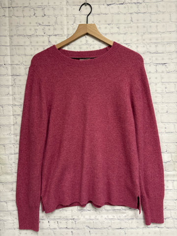 Size Medium Ladies Pink J Crew Sweater