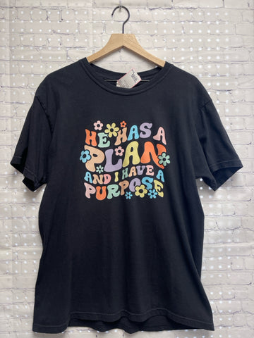 Size Large Ladies Black Floral Comfort Colors Top
