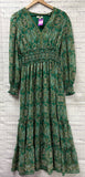 Size Small Ladies Green Print Max Studio Dress