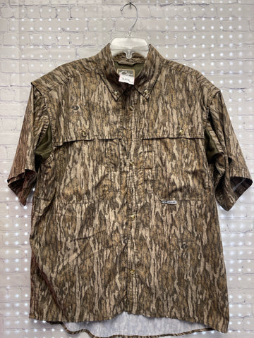 Size Small Men's Green Camoflage Drake Shirt