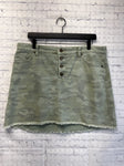 Size Large Ladies Green Camoflage Mudpie Skirt
