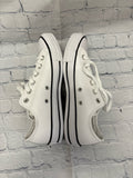 Size 6.5 Ladies White Leather Converse Tennis Shoe