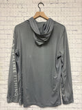 Size Medium Men's Gray Realtree Top