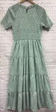 Size Small Ladies Green Print Dress