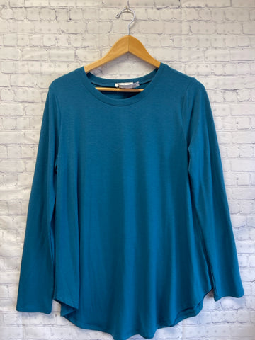 Size Large Ladies Blue Zenana Top