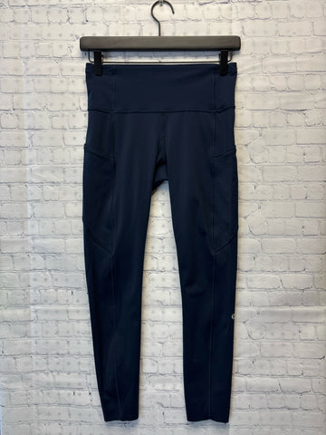 Size 6 Ladies Navy lulu lemon Workout Leggings
