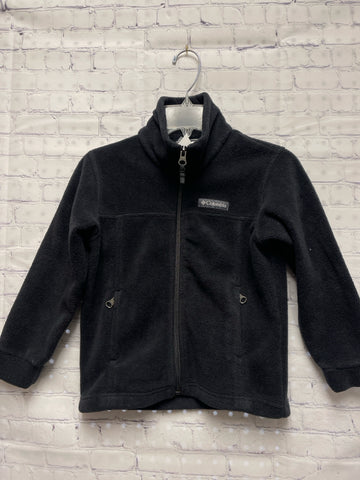 Size 4-5 Boy's Black Fleece Columbia Jacket