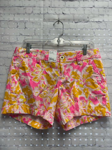 Size 6 Ladies Pink Floral Lilly Pulitzer Shorts