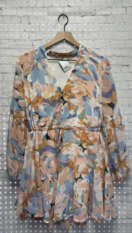 Size Medium Ladies Pink Print Entro Dress