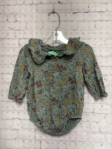 Size 12 Months Girl's Green Floral Little Co. Onesie