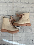 Size 5 Girl's White Cat & Jack Boot