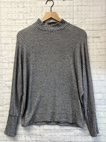 Size Small Ladies Gray Stripe URBAN OUTFITTERS Top