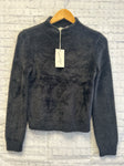 Size X-Large Ladies Black Universal Thread Sweater