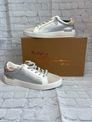 Size 8.5 Ladies Gray Vintage Havana Tennis Shoe