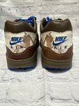 Size 10 Men's Brown Print Nike Tennis Shoe