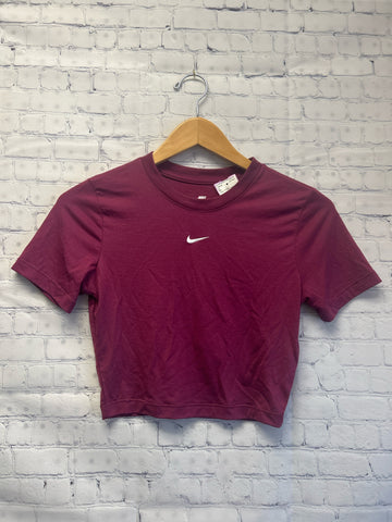 Size X-Small Ladies Purple Nike Top