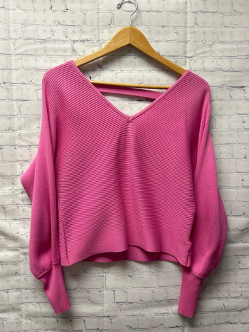 Size Medium Ladies Pink Top