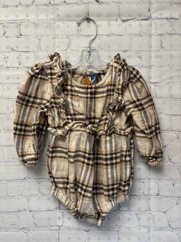 Size 12-18 Months Girl's Cream Plaid Old Navy Onesie
