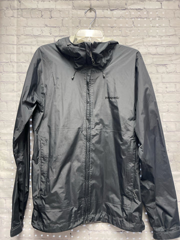 Size Large Men's Gray Patagonia Rain Jacket
