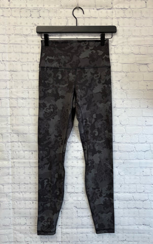 Size 6 Ladies Gray Print lulu lemon Workout Leggings