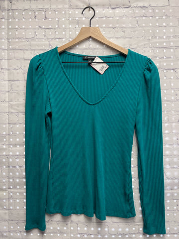 Size Small Ladies Green Top