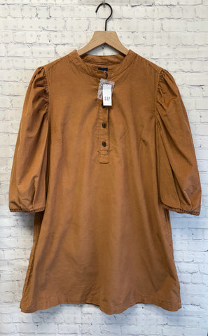 Size Medium Ladies Tan Gap Dress