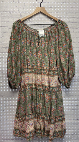 Size Large Ladies Green Print EASEL Dress