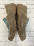 Size 10.5 Ladies Brown Print Roper Shoe