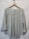 Size Medium Ladies Gray Print Very J Top