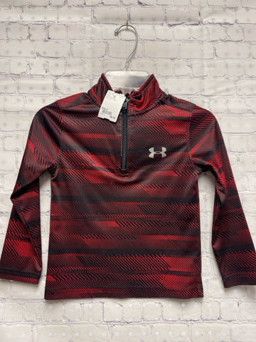 Size 4 Boy's Black Print Under Armour Pullover