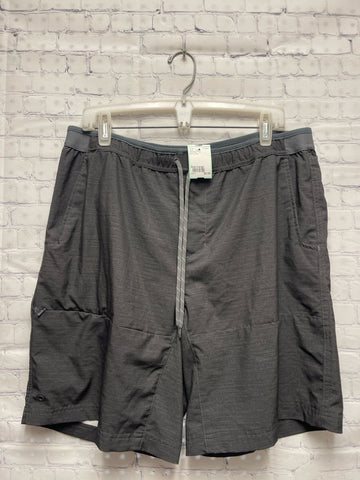 Size Large Men's Gray Columbia Shorts