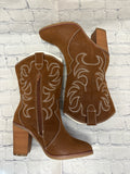 Size 6 Ladies Brown Pioneer Woman Boot