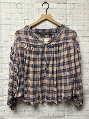Size Small Ladies Pink Plaid free people Blouse