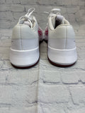 Size 8 Ladies White Nike Tennis Shoe