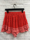 Size Medium Ladies Red Print Gianni Bini Shorts