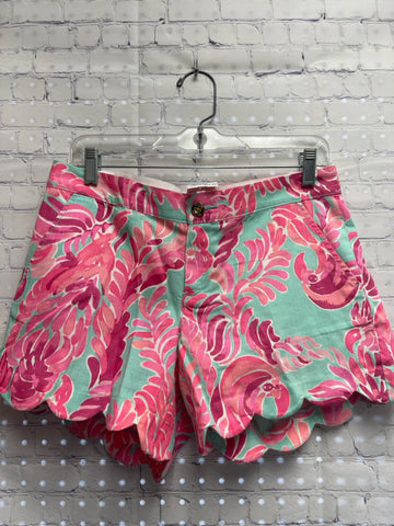 Size 6 Ladies Blue Floral Lilly Pulitzer Shorts
