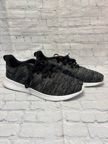 Size 12 Men's Black Adidas Tennis Shoe