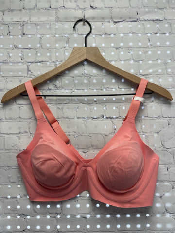 Size 36D Ladies Coral Aerie Bra