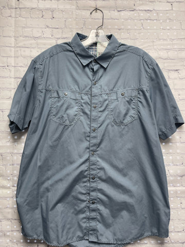 Size Large Men's Blue Shirt