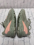 Size 8 Ladies Green Under Armour Tennis Shoe