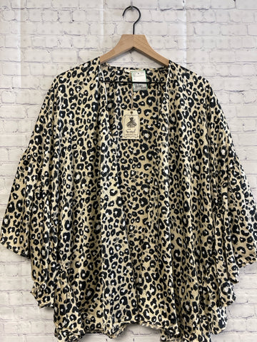 Size 1X Ladies Tan Animal Print EASEL Blouse