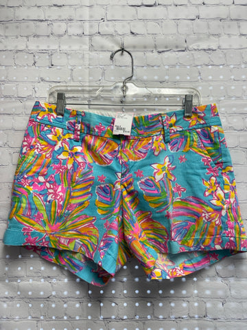 Size 6 Ladies Blue Floral Lilly Pulitzer Shorts