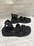 Size 4 Girl's Black Steve Madden Sandal