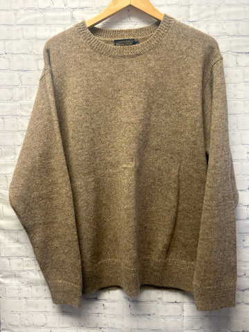 Size Large Men's Brown Pendleton Sweater