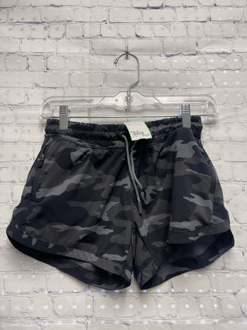 Size 12 Girl's Gray Camoflage Athleta Shorts