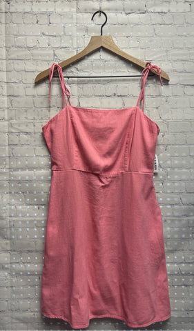 Size Large Ladies Pink Old Navy Tank Dress